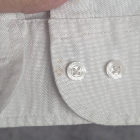 Izod Size 12 Youth Button Down Oxford In White - Picture 5 of 10